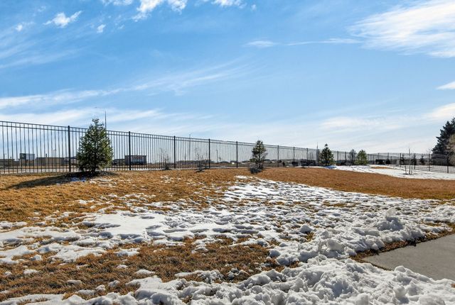 9114 S 91st Court, West Des Moines, IA 50266