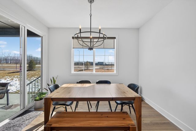 9114 S 91st Court, West Des Moines, IA 50266