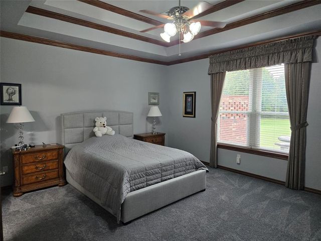 16406 Sandstone Circle, Choctaw, OK 73020