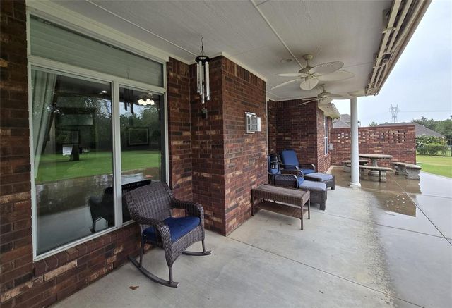 16406 Sandstone Circle, Choctaw, OK 73020