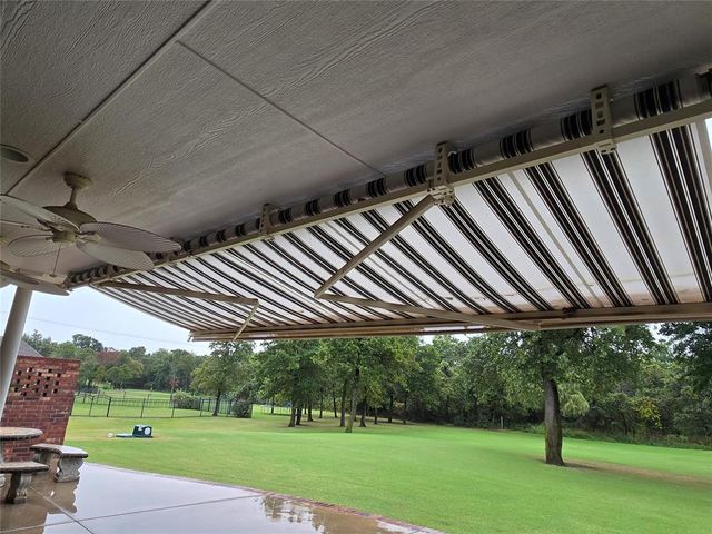 16406 Sandstone Circle, Choctaw, OK 73020