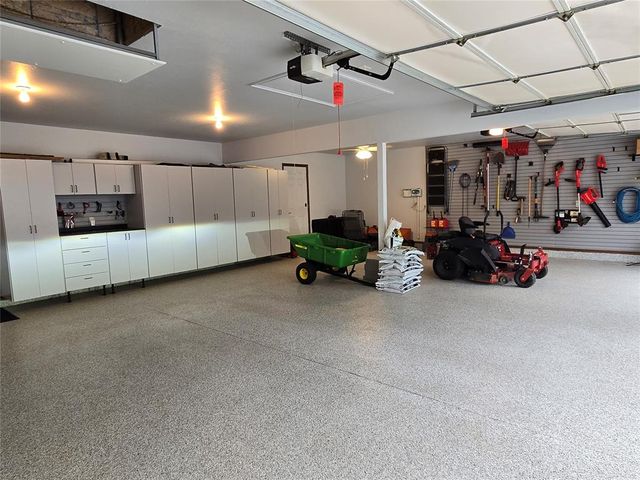 16406 Sandstone Circle, Choctaw, OK 73020