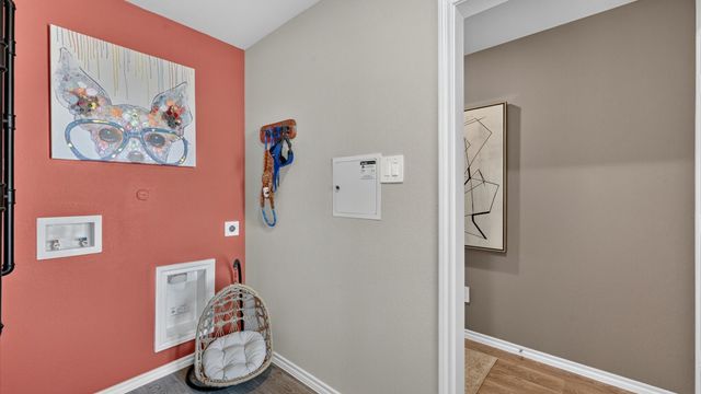 537 STERLING THICKET Lane, Denton, TX 76259