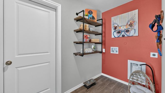 537 STERLING THICKET Lane, Denton, TX 76259