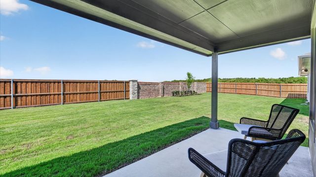 537 STERLING THICKET Lane, Denton, TX 76259