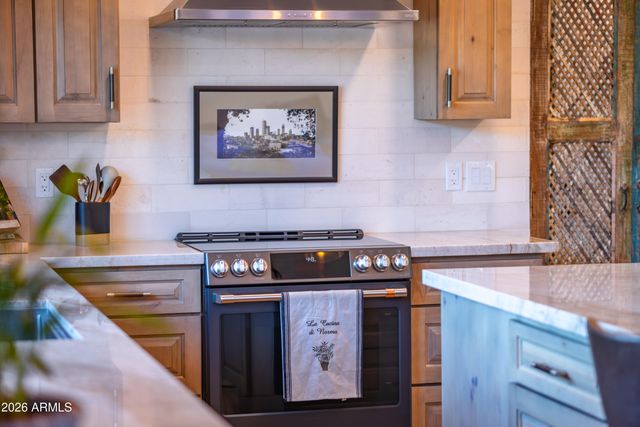 8620 E SAN MARCOS Drive, Scottsdale, AZ 85258