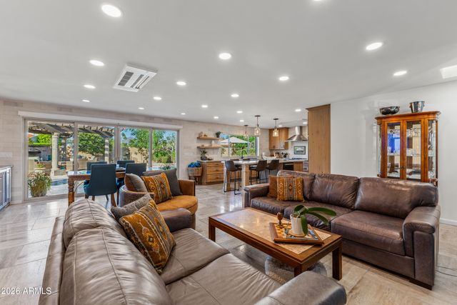 8620 E SAN MARCOS Drive, Scottsdale, AZ 85258