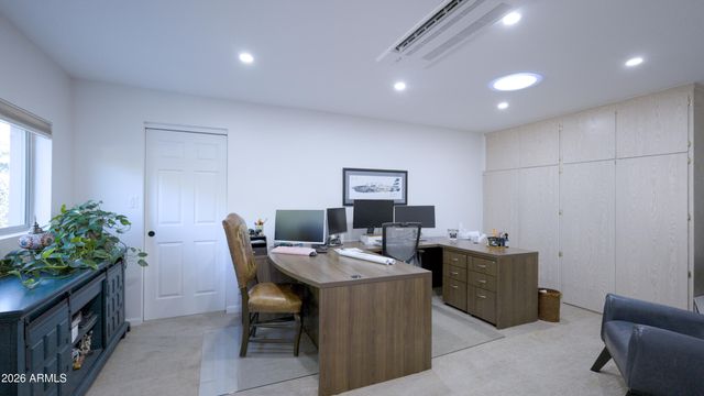 8620 E SAN MARCOS Drive, Scottsdale, AZ 85258