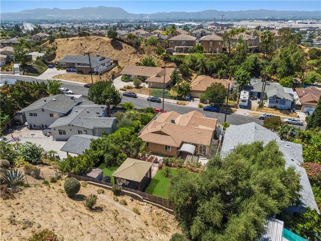 10101 Lanark Street, Sun Valley, CA 91352