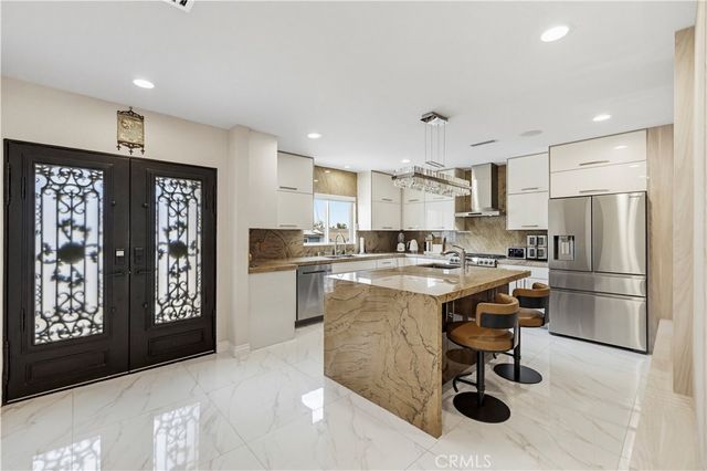 10101 Lanark Street, Sun Valley, CA 91352