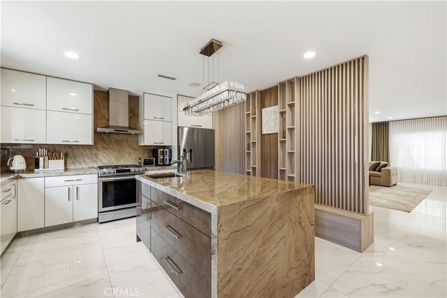 10101 Lanark Street, Sun Valley, CA 91352