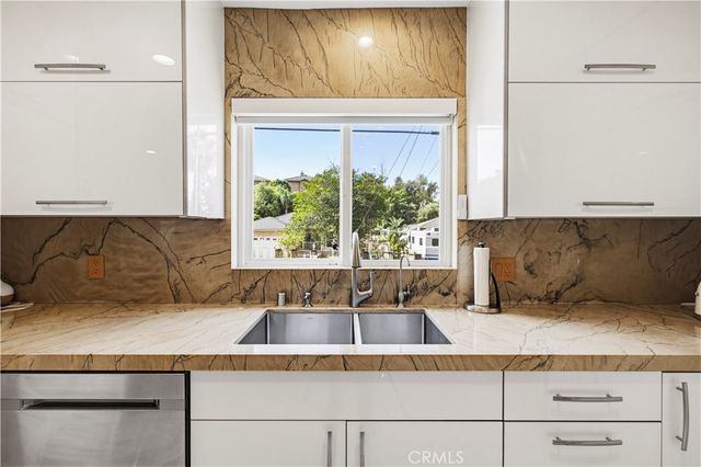 10101 Lanark Street, Sun Valley, CA 91352