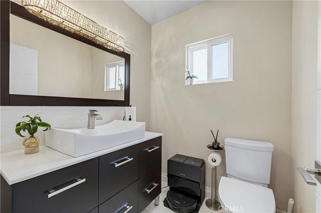 10101 Lanark Street, Sun Valley, CA 91352