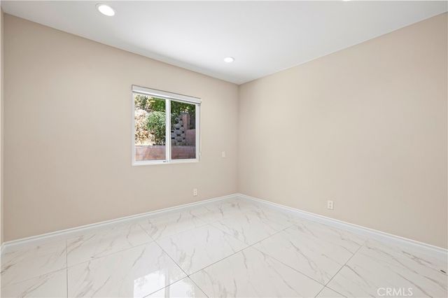 10101 Lanark Street, Sun Valley, CA 91352