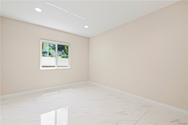 10101 Lanark Street, Sun Valley, CA 91352