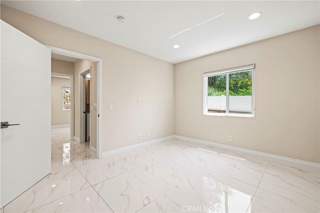 10101 Lanark Street, Sun Valley, CA 91352