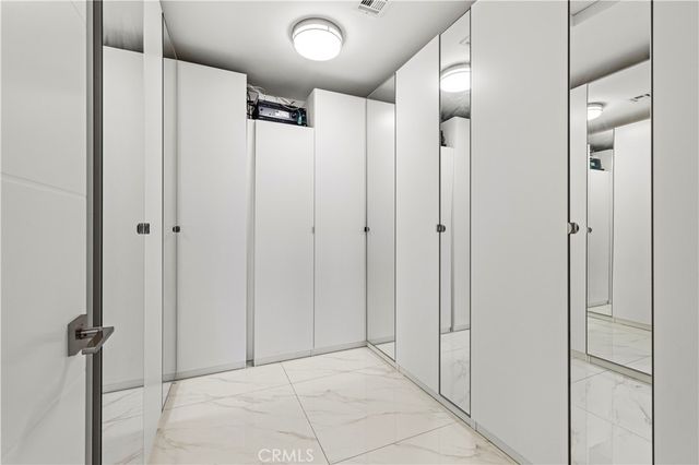 10101 Lanark Street, Sun Valley, CA 91352