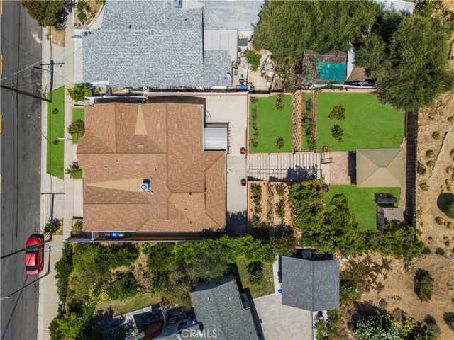 10101 Lanark Street, Sun Valley, CA 91352