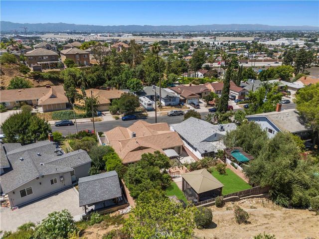 10101 Lanark Street, Sun Valley, CA 91352