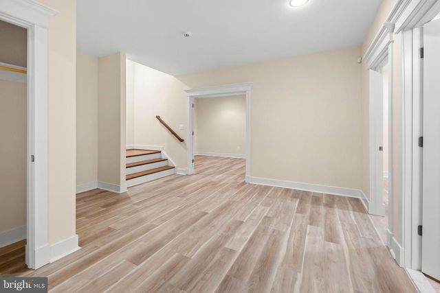 217 PLEASANT ST SW, Vienna, VA 22180