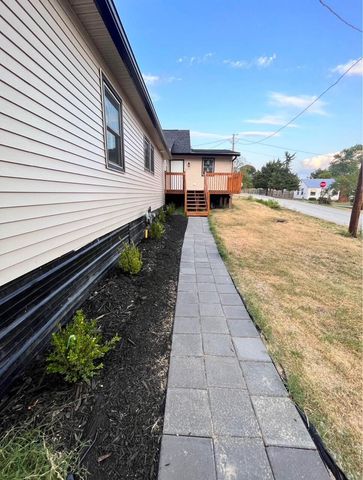 506 Hill Avenue, Ava, MO 65608