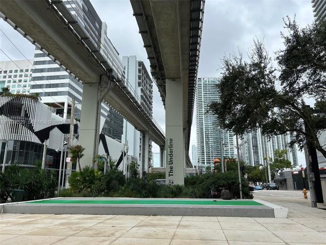 115 SW 11 ST 802, Miami, FL 33130