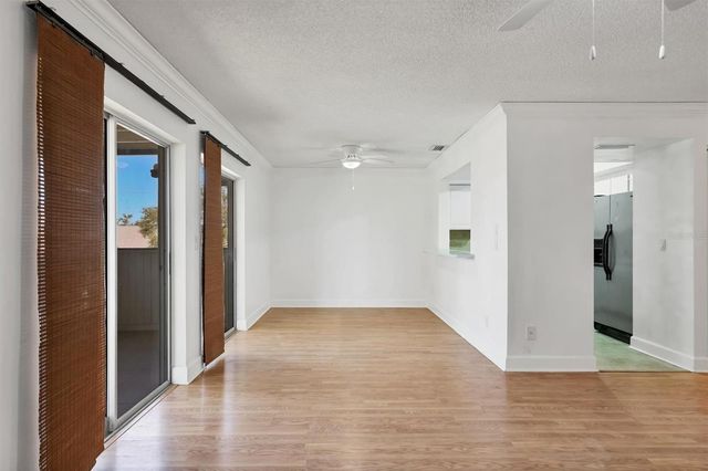 6343 MANATEE AVENUE W, Bradenton, FL 34209