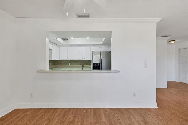 6343 MANATEE AVENUE W, Bradenton, FL 34209