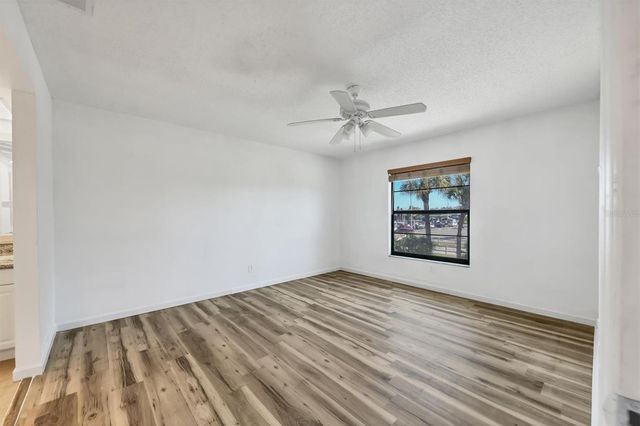 6343 MANATEE AVENUE W, Bradenton, FL 34209