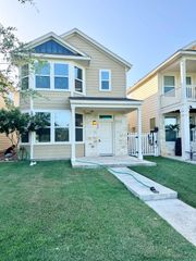 142 Martha LN, Kyle, TX 78640