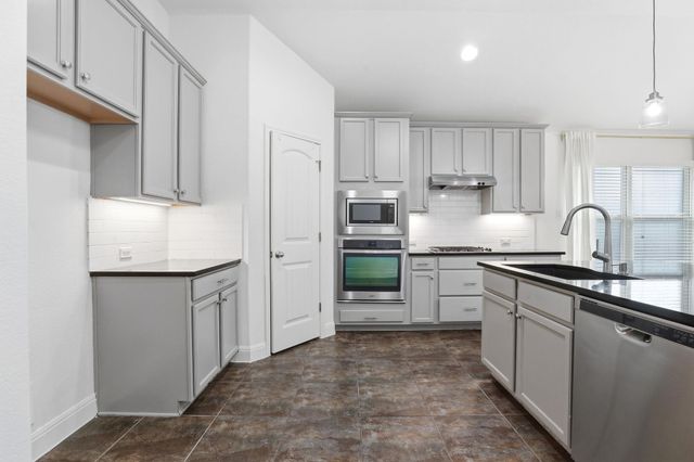 152 Stone View TRL, Austin, TX 78737