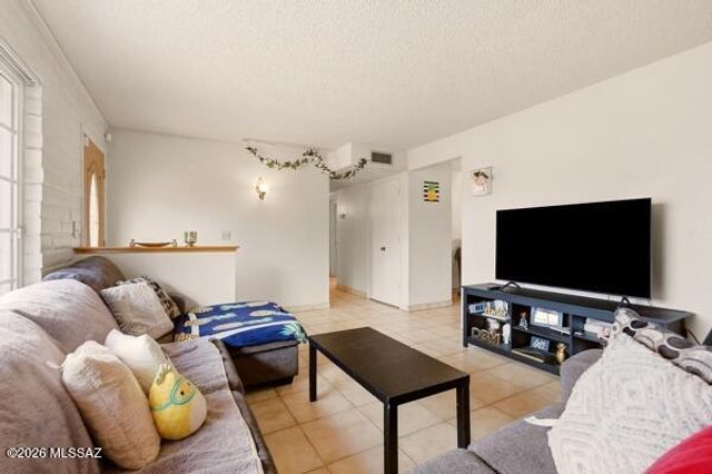 3420 S Santee Avenue, Tucson, AZ 85730