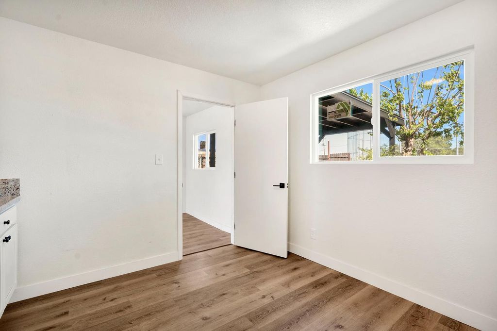 Image 11 of property listing at 12559 W E, Biola, CA 93606