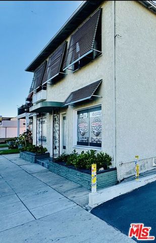 383 Redondo Avenue D, Long Beach, CA 90814