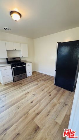 383 Redondo Avenue D, Long Beach, CA 90814