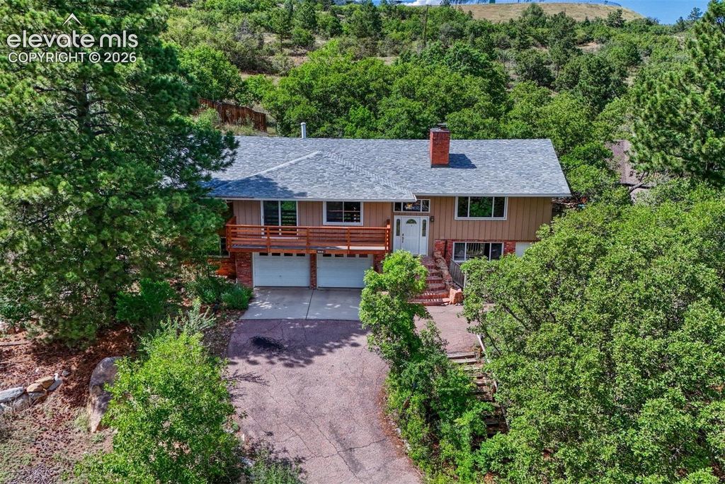 325 Altura Way, Colorado Springs, CO 80906 — exterior
