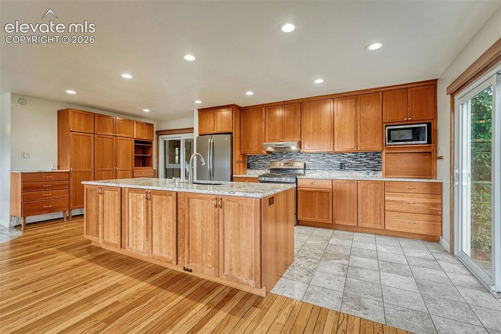 325 Altura Way, Colorado Springs, CO 80906 — photo 5