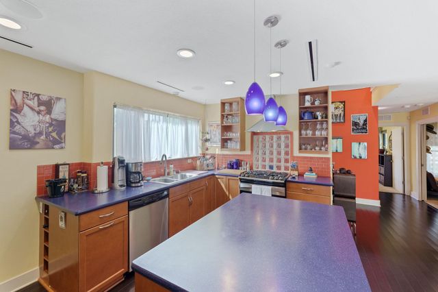 2900 East 4th ST, Austin, TX 78702