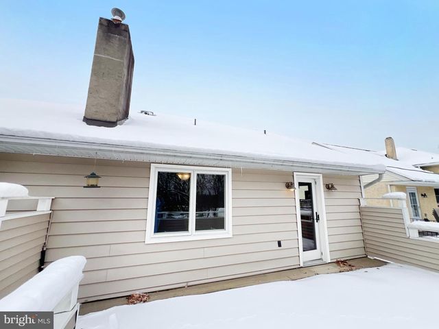 450 LINDEN AVE, Doylestown, PA 18901