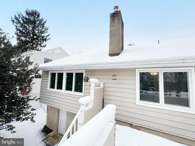 450 LINDEN AVE, Doylestown, PA 18901