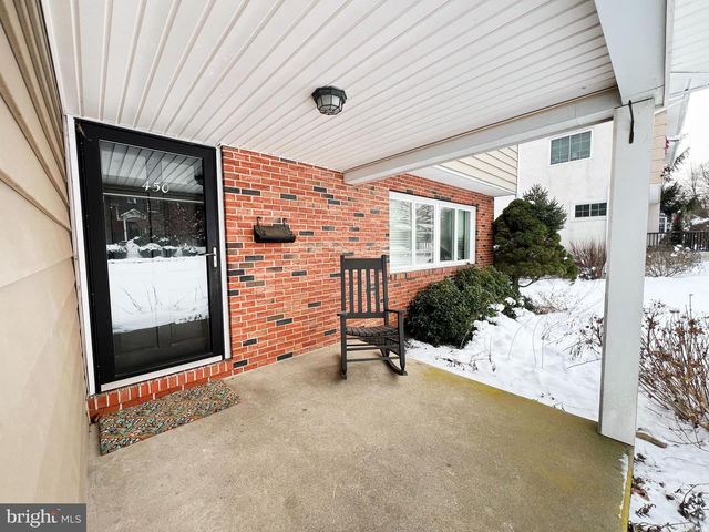 450 LINDEN AVE, Doylestown, PA 18901