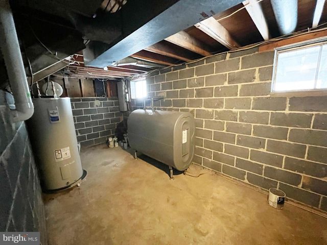 450 LINDEN AVE, Doylestown, PA 18901