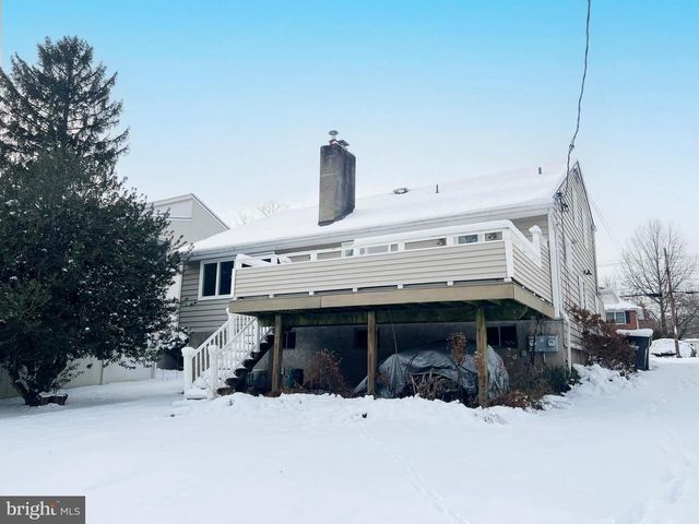 450 LINDEN AVE, Doylestown, PA 18901