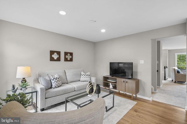 8101 CHELABERRY CT, Gaithersburg, MD 20879