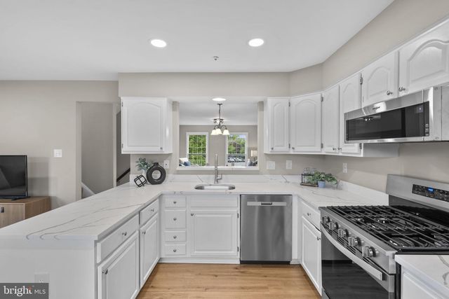 8101 CHELABERRY CT, Gaithersburg, MD 20879
