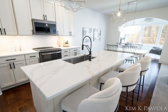 7757 Black Cherry Way SE 75, Caledonia, MI 49316