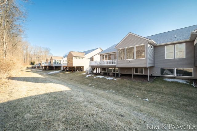 7757 Black Cherry Way SE 75, Caledonia, MI 49316