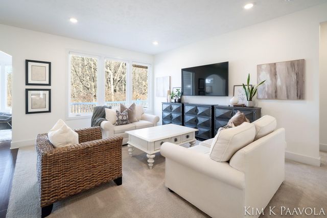 7757 Black Cherry Way SE 75, Caledonia, MI 49316