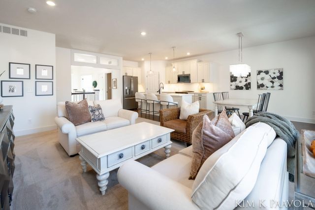 7757 Black Cherry Way SE 75, Caledonia, MI 49316