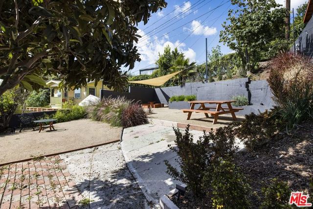 3015 Future Place, Los Angeles, CA 90065